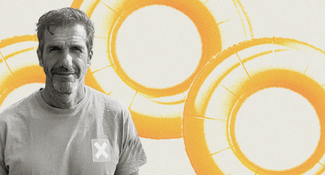 Out of office: Pablo Badía, un deportista en busca de la mejor ola