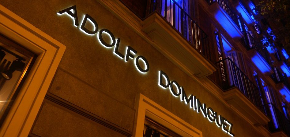 Adolfo Domínguez se alía con Chalhoub para abrir 16 tiendas en Oriente Próximo hasta 2027