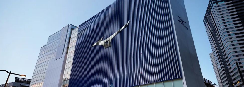 Mizuno firma facturación y beneficio de récord en el primer trimestre