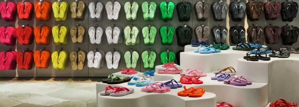 Alpargatas eleva sus ventas un 3% y sale de pérdidas en el primer trimestre