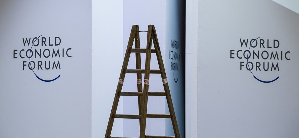 Davos 2025: Qué puede aprender la moda de un mundo cada vez más aislado