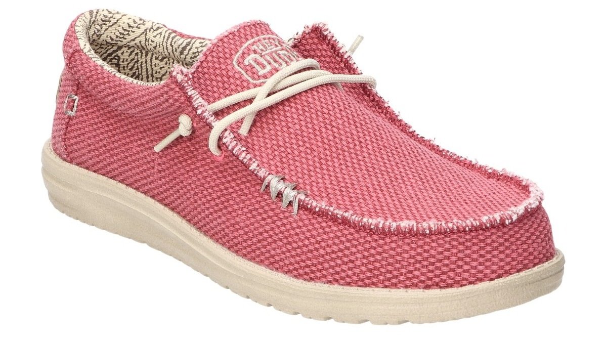 Hey Dude abre en Barcelona su primer ‘flagship’ para relanzar la marca bajo la batuta de Crocs