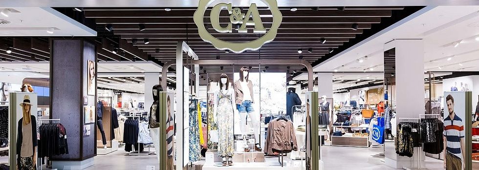 C&A abre la veda y entra en Amazon
