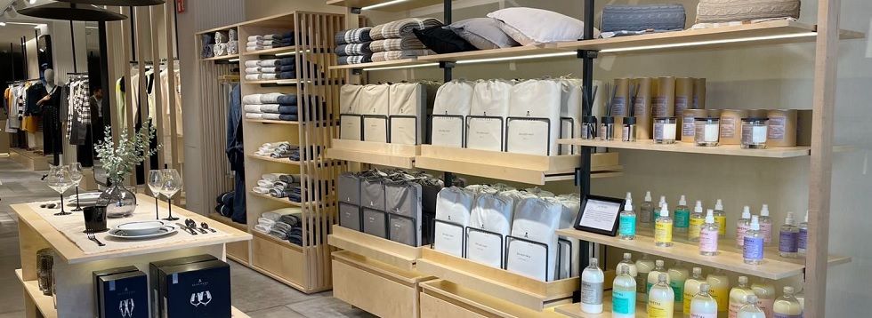 Scalpers experimenta con retail y lleva su línea de hogar a la tienda por primera vez