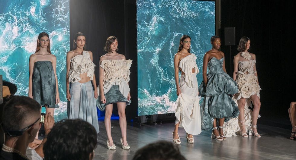 Nuevas propuestas de moda desfilan en Madrid