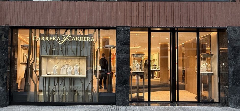 Carrera y Carrera prosigue su plan de crecimiento y abre su primera tienda propia