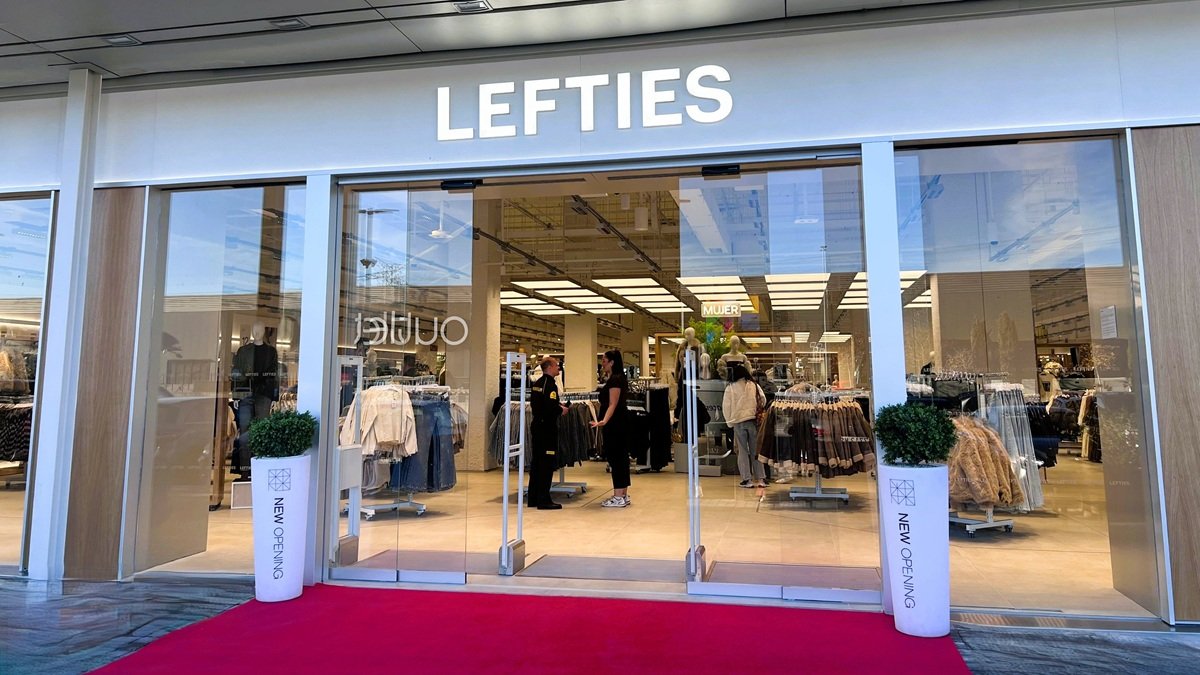 Lefties apuesta también por el outlet en pleno reposicionamiento y despliegue internacional