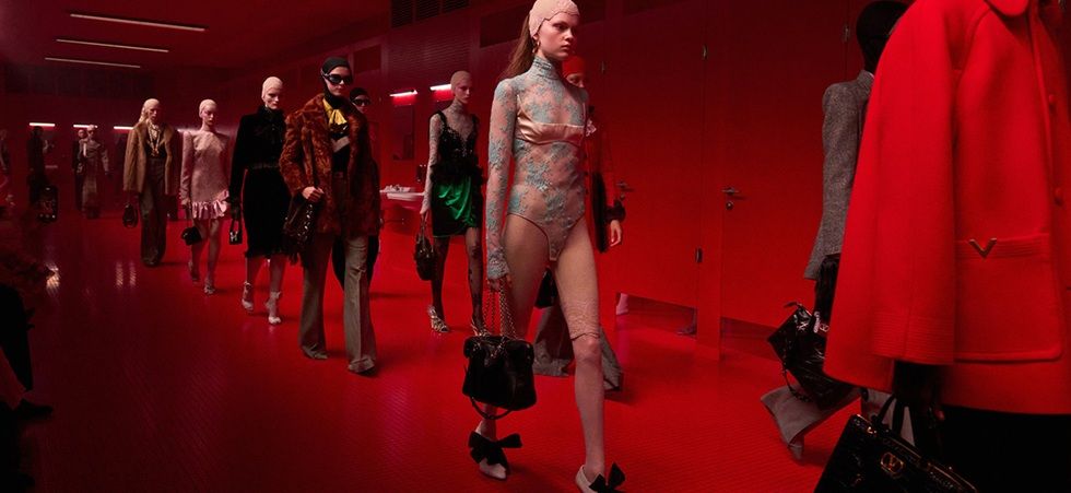 Valentino, a la espera del efecto Michele: desploma un 22% su beneficio en 2024