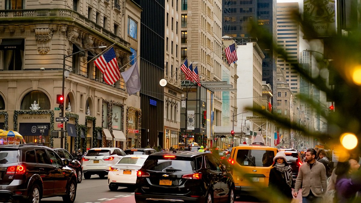 Las ventas navideñas en Estados Unidos superarán el billón de dólares por primera vez