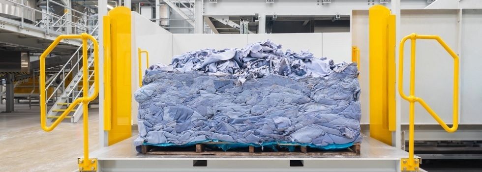 Gen Phoenix levanta 18 millones de d&oacute;lares y da entrada a Tapestry y Dr. Martens