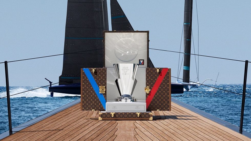 Louis Vuitton presenta su colecci&oacute;n de ba&uacute;les y trofeos para la America&rsquo;s Cup