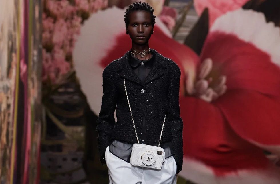 Chanel desaf&iacute;a la desaceleraci&oacute;n del lujo con un alza del 16% en sus ventas