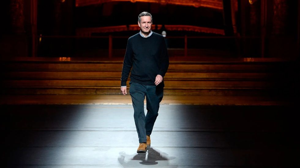 Dries Van Noten dimite tras m&aacute;s de tres d&eacute;cadas al frente de su firma