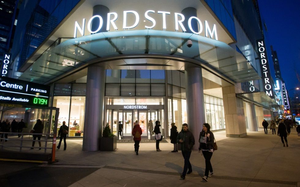 Nordstrom cierra el primer semestre al alza en plena compra por parte de Liverpool