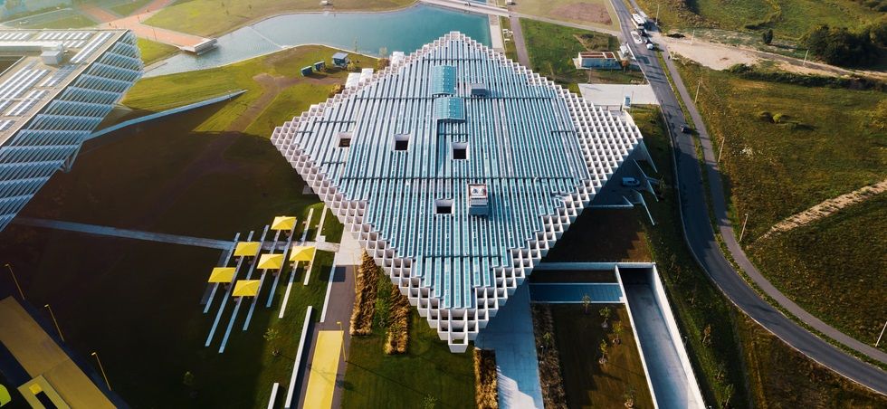 Adidas prev&eacute; recortar hasta 500 puestos de su sede alemana por &ldquo;la complejidad geopol&iacute;tica&rdquo;