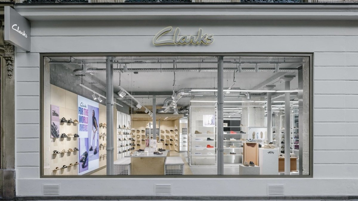 Clarks expande su presencia digital: &lsquo;marketplace&rsquo; con terceros y entrada en Shein, y Walmart