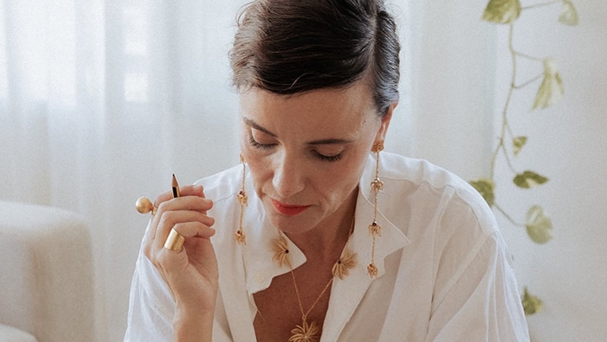 Ikkelele: joyas hechas a mano con herencia zapatera para defender un espacio propio