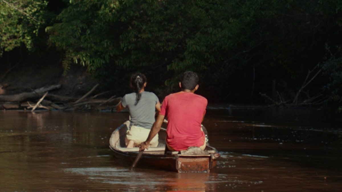200 pasos, muchas vidas y un documental: viaje a la cadena de producci&oacute;n de Veja en Brasil