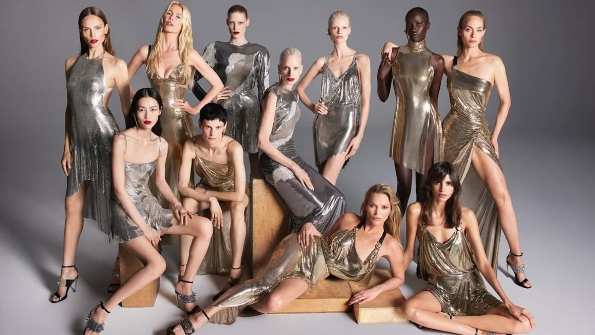 Prada completa la compra de Versace a Capri por 1.250 millones