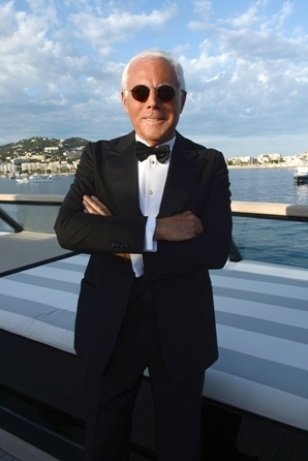 Armani, al habla en Twitter