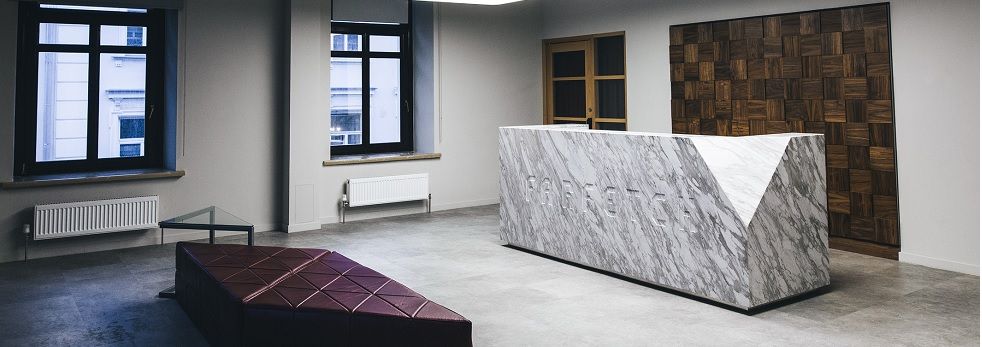 Farfetch cierra sus oficinas en Rusia y despide a todos sus empleados en el pa&iacute;s