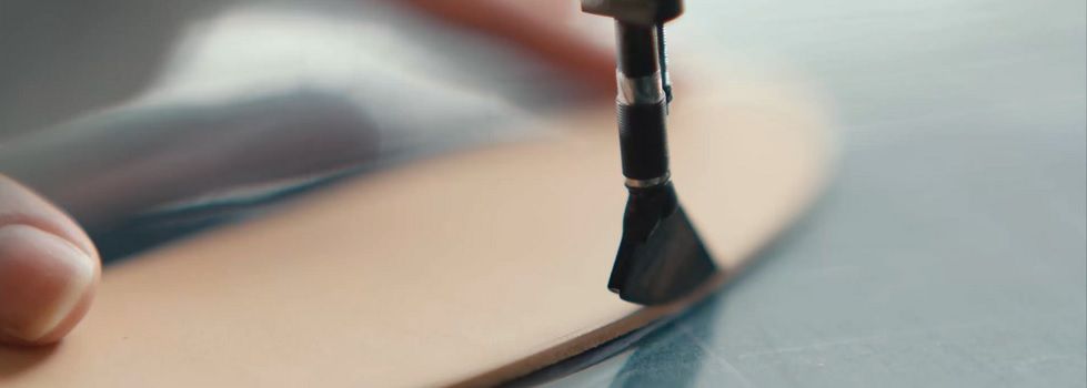 LVMH vuelve a comprar un proveedor y adquiere la curtidur&iacute;a italiana Nuti Ivo