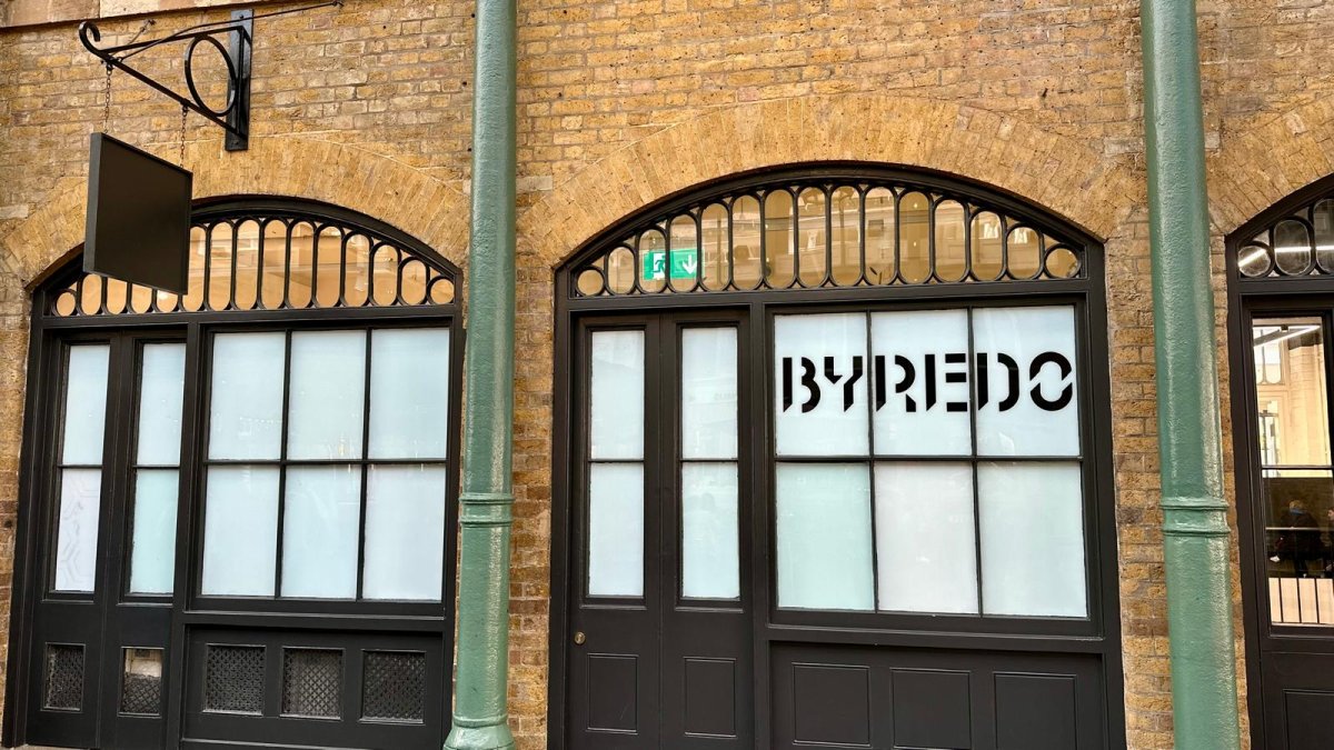Puig acelera en lujo de nicho: Byredo se expande en Londres tras la marcha de su fundador