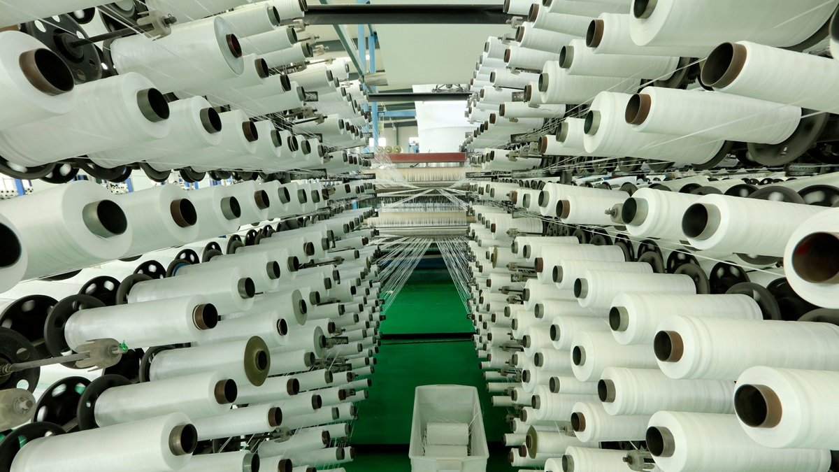 Circularidad: Mango lanza dos colecciones de Kids y Teen con fibras recicladas posconsumo