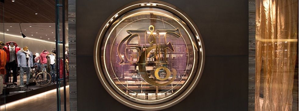 Abercrombie reduce ventas un 7% en el segundo trimestre y recorta sus previsiones