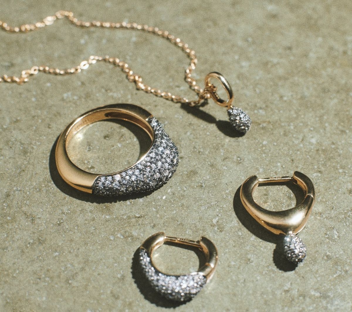 PdPaola se acerca a las colaboraciones con una colecci&oacute;n junto a Scalpers