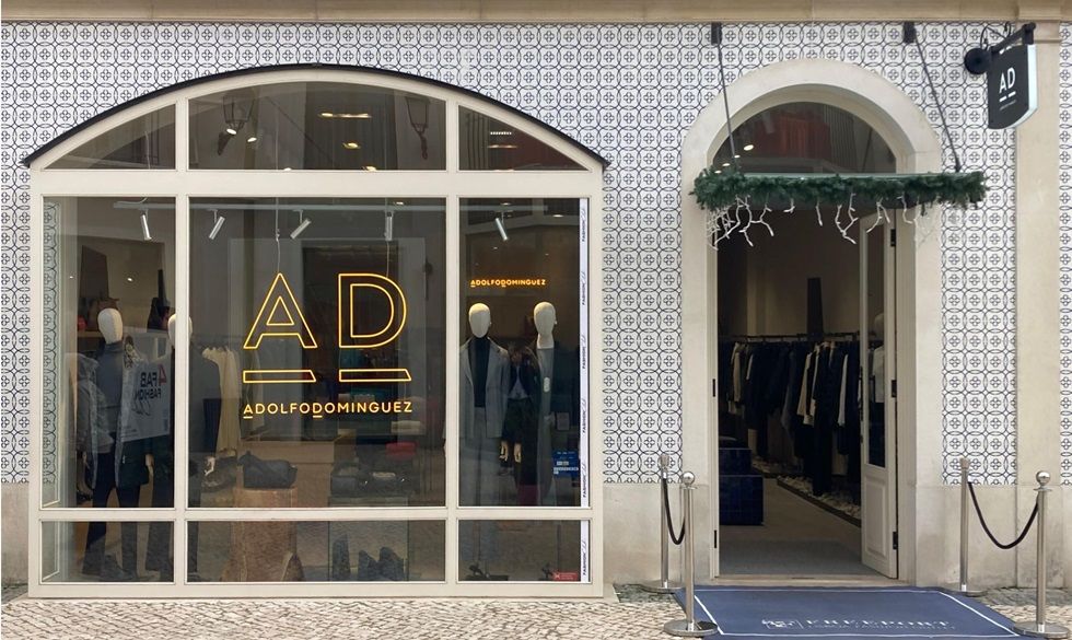 Adolfo Dom&iacute;nguez se al&iacute;a con la Universitat Polit&egrave;cnica para investigaci&oacute;n textil