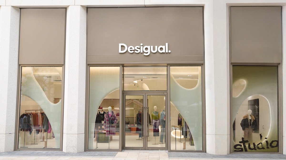 Desigual eleva China a mercado estrat&eacute;gico con una nueva apertura en Shangh&aacute;i