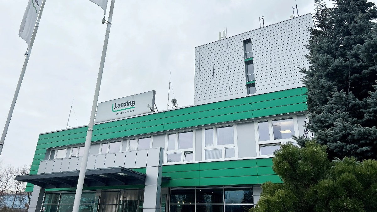Lenzing reorganiza su negocio en Indonesia y reduce 600 empleos en la sede central