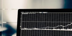 SIMB35: la moda tropieza en bolsa en junio, pero mantiene la cota de los 18.000 puntos