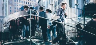 M&aacute;s cliente, menos tecnolog&iacute;a: &iquest;qu&eacute; es una empresa disruptiva?