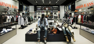 Armani despide al 60% de la plantilla de su f&aacute;brica en Italia tras virar su estrategia
