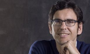 Asics abre nueva etapa en Espa&ntilde;a: Xavier Escales abandona la filial