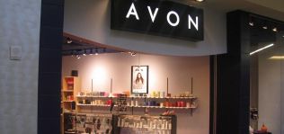Avon vuelve a p&eacute;rdidas y contrae sus ventas un 5,7% en 2018