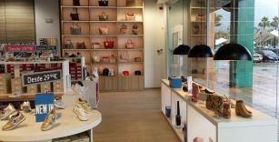 Merkal rearma su estructura con un nuevo consejo de administraci&oacute;n