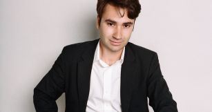 F. Bonelli (Pinko): &ldquo;El sector &lsquo;premium&rsquo; es el que m&aacute;s r&aacute;pido est&aacute; creciendo en la industria&rdquo;