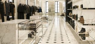 Saint Laurent lleva su oferta de calzado a El Palacio de Hierro Perisur