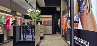 El due&ntilde;o de Andr&eacute;s Sard&aacute; avanza una ca&iacute;da de sus ventas en 2018 por el par&oacute;n del retail