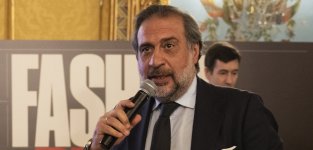 &Aacute;ngel Asensio (Moda Espa&ntilde;a): &ldquo;El Gobierno deber&iacute;a reducir la fiscalidad, como ha hecho toda Eu