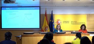 El Gobierno recorta la previsi&oacute;n de crecimiento del 7% al 4,3% para 2022