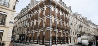 Burberry renueva su retail y abre en Par&iacute;s un &lsquo;flagship store&rsquo; con su nuevo concepto