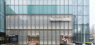 Capri reordena la c&uacute;pula de Michael Kors y nombra nueva presidenta de mujer