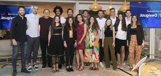 Desigual cierra la primera edici&oacute;n del programa Awsome Lab