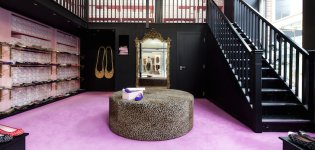 Mascar&oacute; entra en China y se abre a compras para crecer