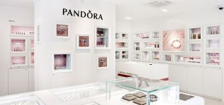 Pandora vira de estrategia en Espa&ntilde;a con m&aacute;s tiendas propias y menos multimarca