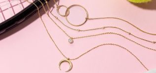 Marie Claire entra en ba&ntilde;o y se al&iacute;a con Singularu